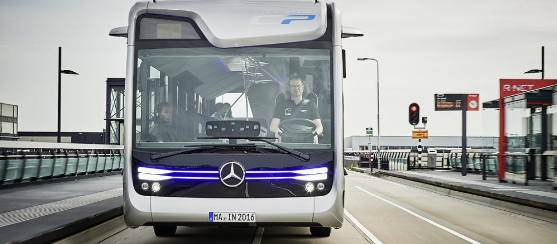 Mercedes-Benz Future Bus mit CityPilot (2016)Mercedes-Benz Future Bus